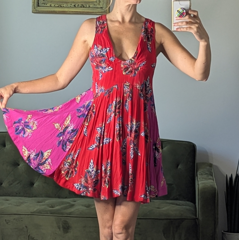 Free People Strappy Floral Tropical Pleated dress XS Vacation